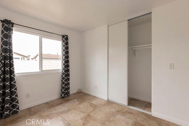 Building Photo - 4765 Mayten Ct