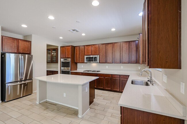 Building Photo - 12226 W Locust Ln