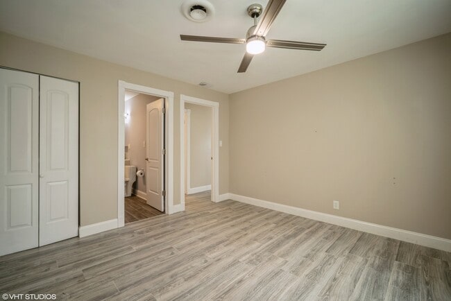 Building Photo - 685 Anthony Trail