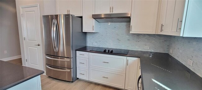 Building Photo - 28564 Sweet Persimmon Dr