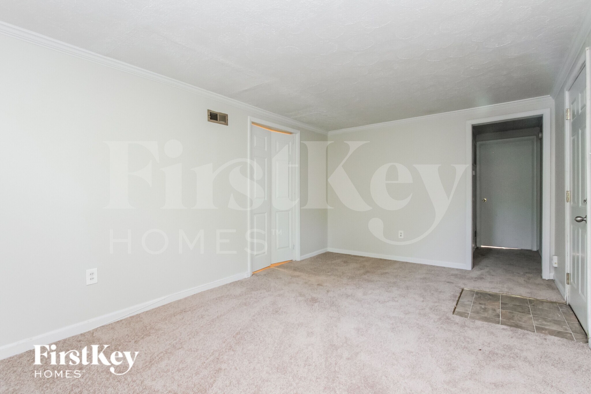 Building Photo - 6256 Raleigh Dr