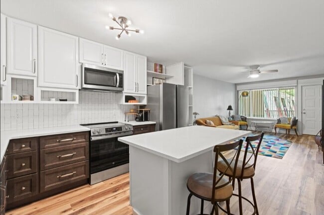Primary Photo - 210 Pelham Rd
