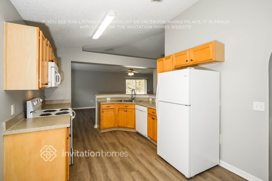 Building Photo - 3013 Elbib Dr