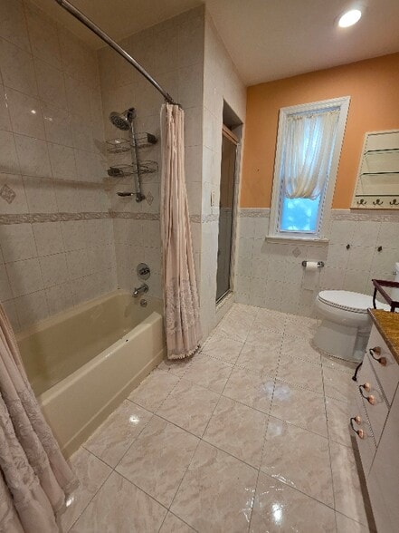 Building Photo - 4701 Avenue K