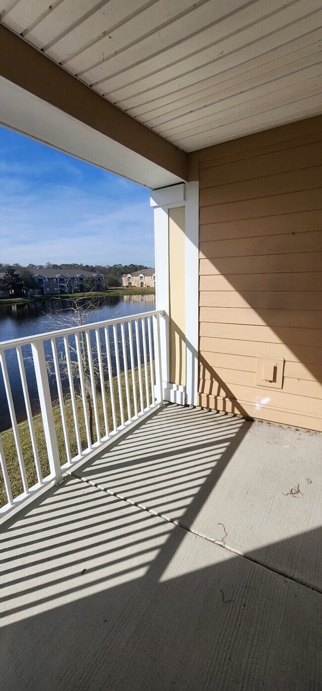 Building Photo - Sebastian Cove off SR 16- Townhome Availab...