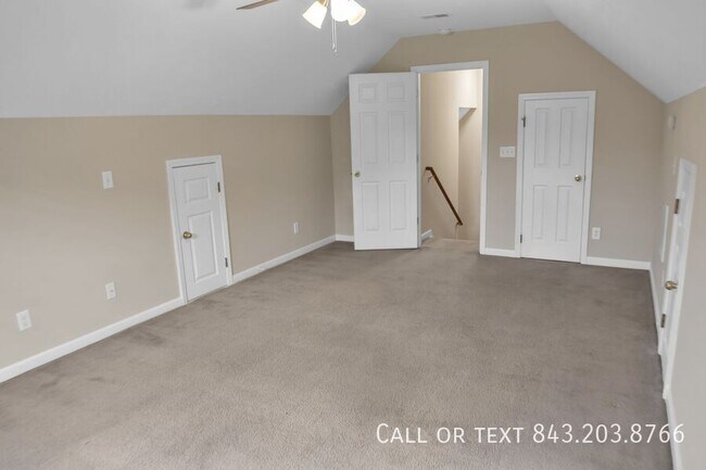 Building Photo - 2407 Storen St