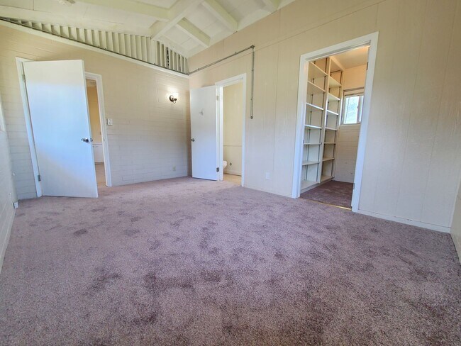 Building Photo - 13195 Bryant St