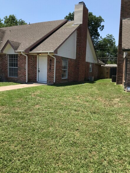 Primary Photo - 4335 San Marcus Dr