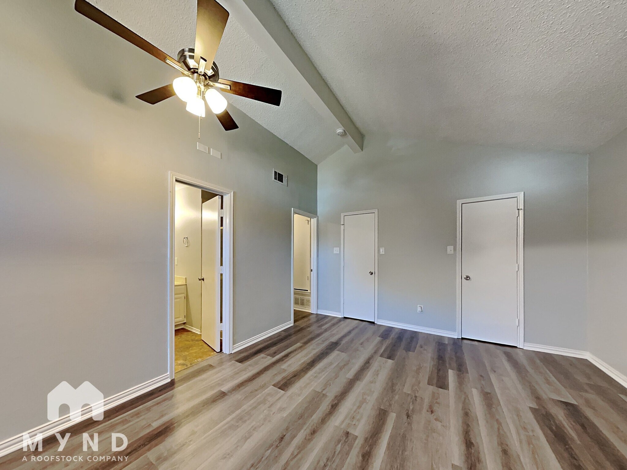 Building Photo - 4628 Feathercrest Dr