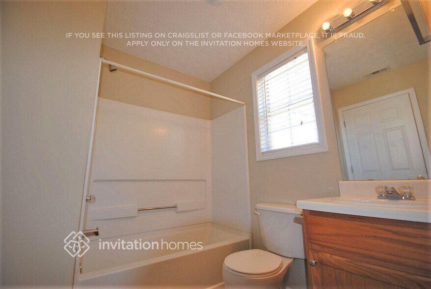 Building Photo - 3973 Cress Way Run