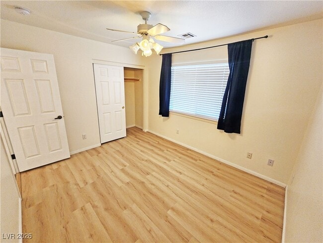 Building Photo - 3120 E Easy St