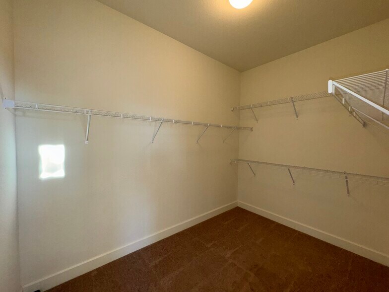 Building Photo - 3355 Barolo Ct