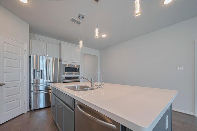 Building Photo - 1818 Smithers Landing Dr