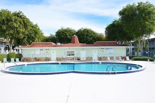 Building Photo - 3400 Springdale Blvd