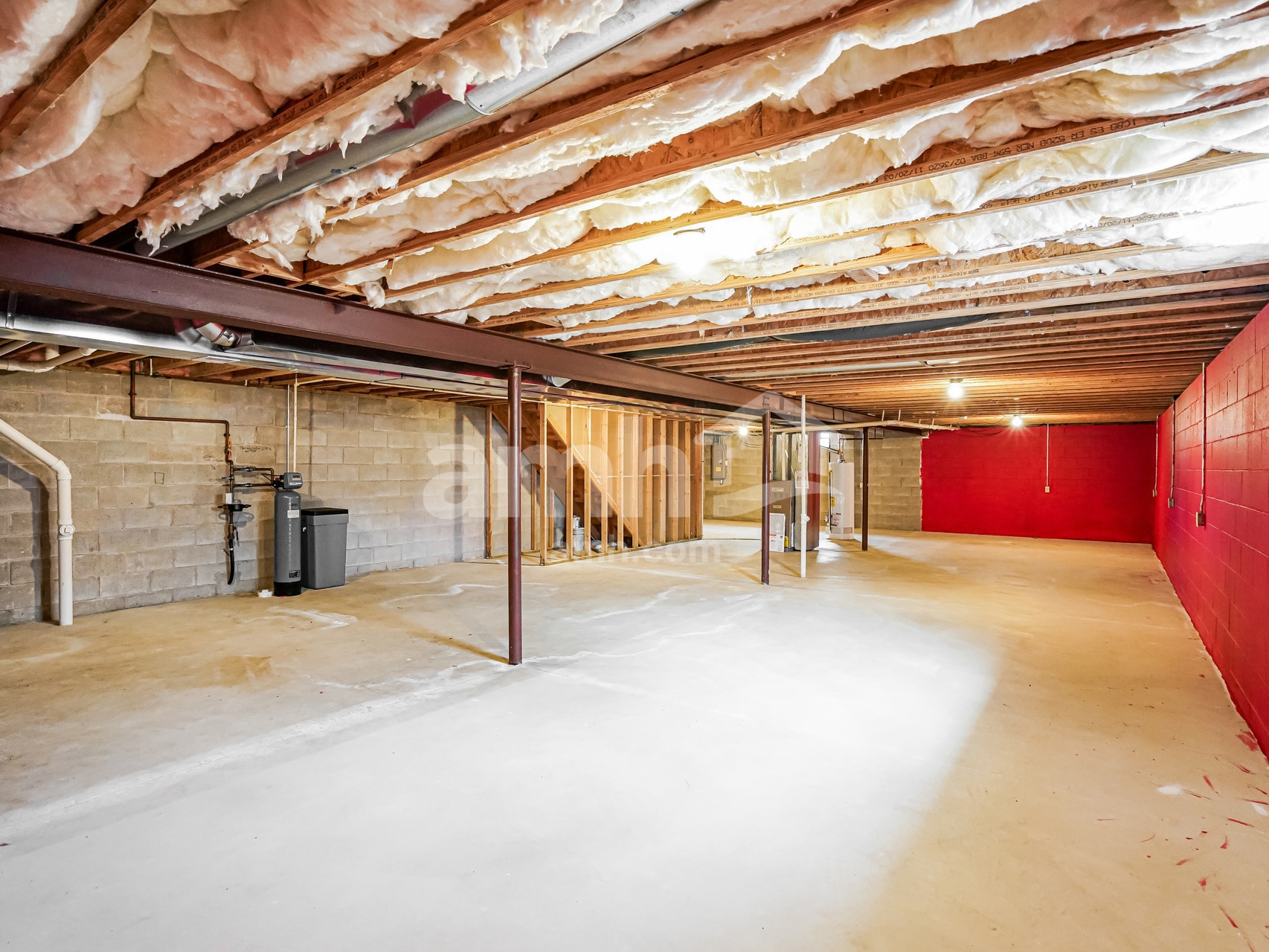 Building Photo - 338 Ponderosa Dr