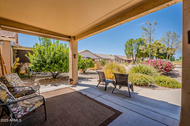 Building Photo - 18048 W Fairway Dr