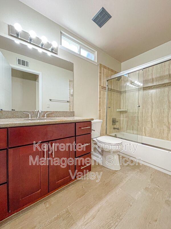 Building Photo - 6701 Tannahill Dr