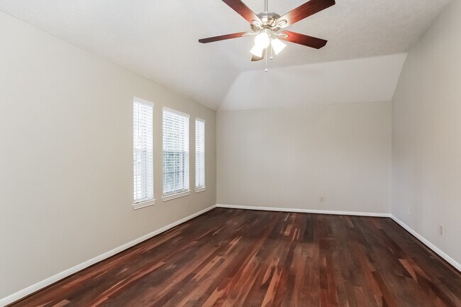 Building Photo - 3606 Beckett Ridge Dr