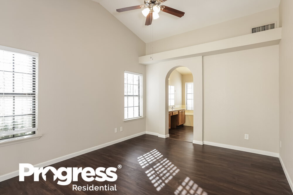 Building Photo - 1209 E Villa Rita Dr