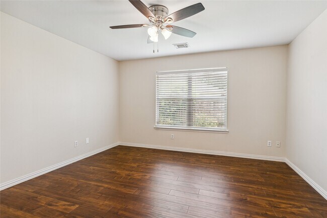 Building Photo - 19511 Ingham Dr