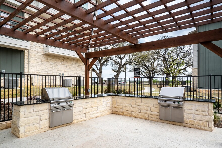 Building Photo - 116 Talon Grasp Trail