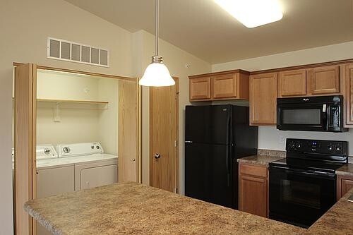 Building Photo - $1,200 | 2 Bedroom, 2 Bathroom Condo | No ...