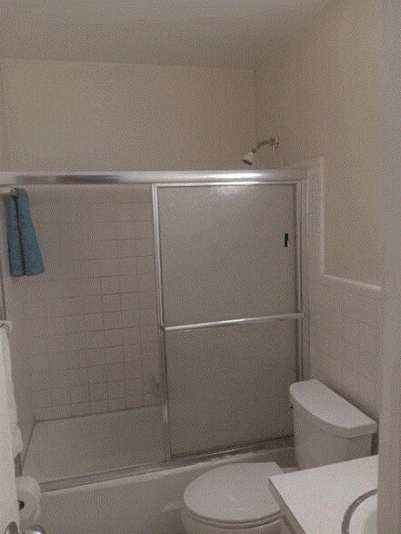 Building Photo - 1541 NE 34th Ct