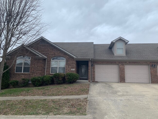 Primary Photo - 107 Battlefield Cir