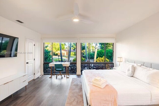 Building Photo - 636 Hibiscus Dr