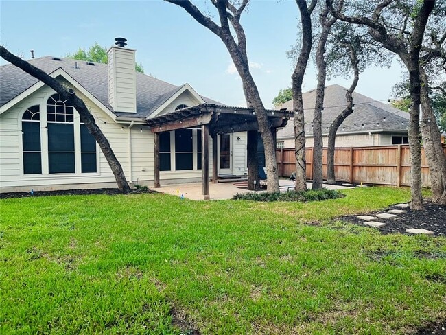 Building Photo - 5405 Apache Creek Cove