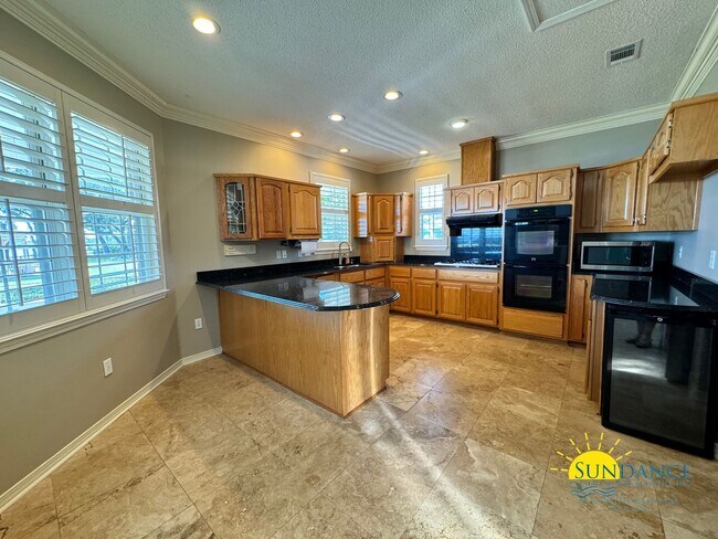 Building Photo - Welcome to Your Dream Waterfront Home!