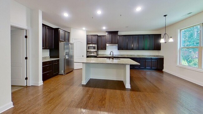 Building Photo - 109 Highland Mist Cir