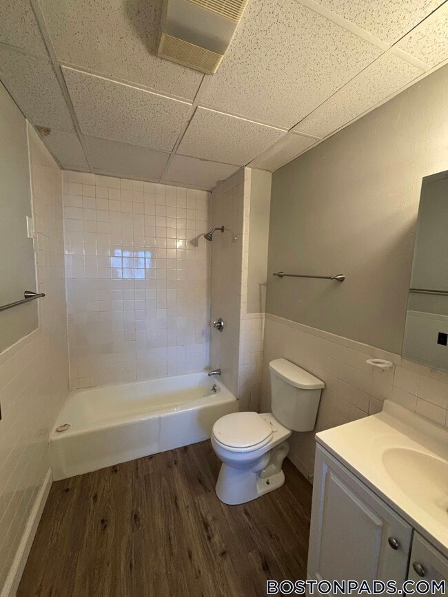 Building Photo - 26 Decatur St