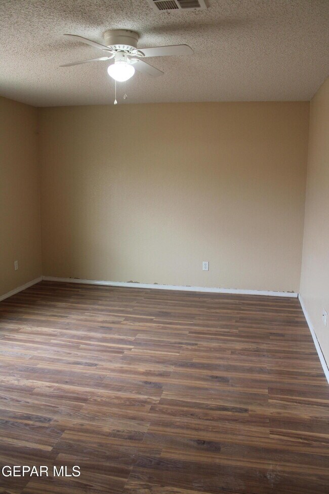 Building Photo - 11613 Sandy Plateau Cir