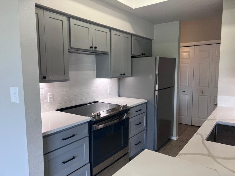 Building Photo - 1734 Ascension Point Dr