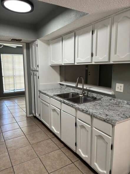 Building Photo - 7514 Rustic Trail