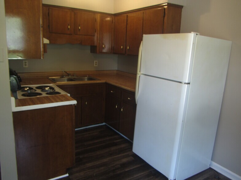 Building Photo - 146 Indiana Ave