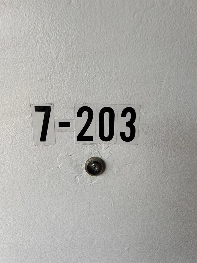 Building Photo - 2050 Oleander Blvd