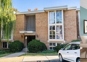 Building Photo - 5705 Indian Ct