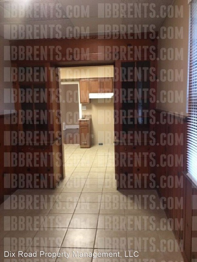 Building Photo - 107 N Edgewood Ave