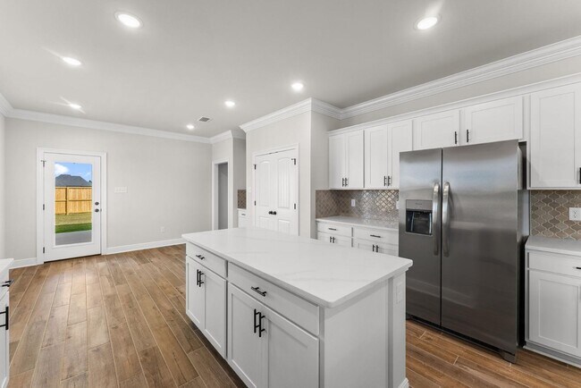 Building Photo - 35 Natureview Wy