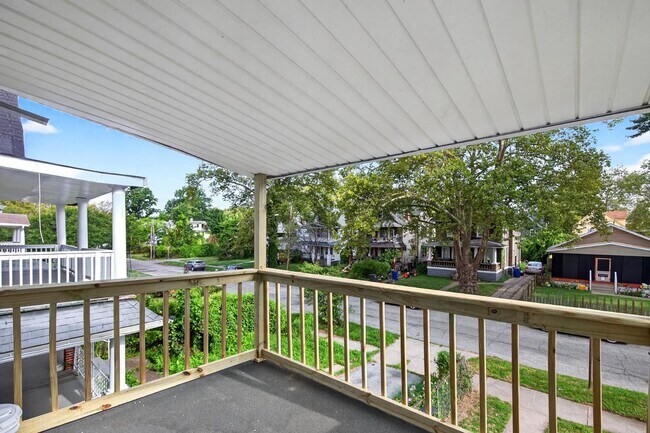 Building Photo - 13608 Earlwood Rd