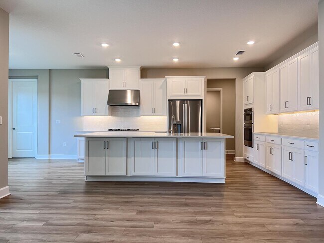 Building Photo - 12893 Harvest Rain Ave