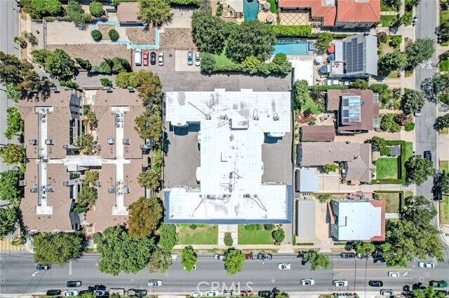 Building Photo - 972 E California Blvd