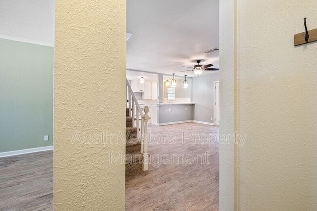 Building Photo - 5504 Coventry Ln