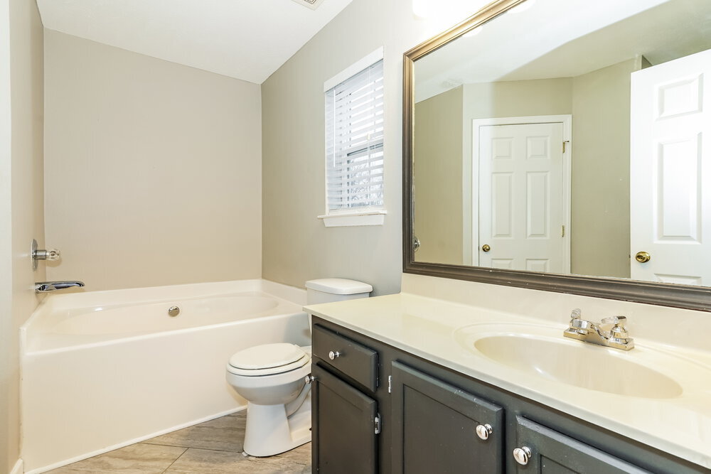 Building Photo - 1825 Rory Cove