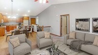 Building Photo - 3 BD, 2.5 BA TOWNHOME, DOUBLE ATTACHED GARAGE, PET FRIENDLY, WALK OUT DECK, LOTS OF SPACE!