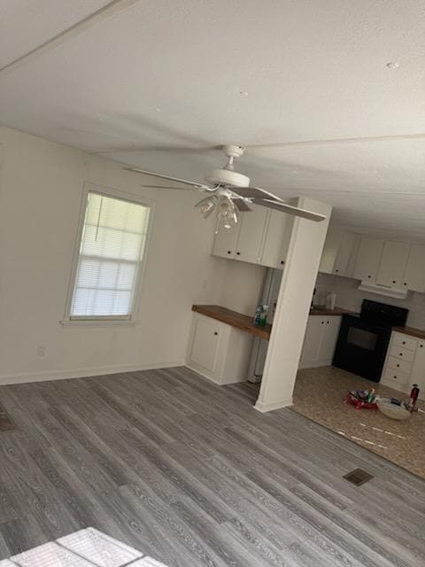 Building Photo - 156 Whitestocking Rd