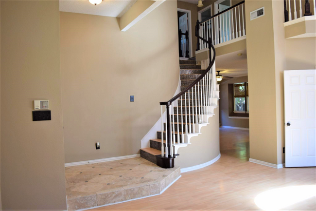 Building Photo - 100 Morning Star Ct