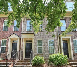 Building Photo - 2BD/2.5BA Townhome w/ ADDITIONAL LOFT in Market Street at Cedar Walk!